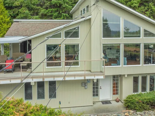 3220 Telescope Ter, Nanaimo, BC V9T 4A9