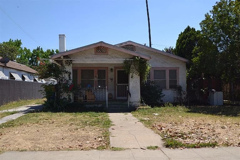 1st image of 4462 E Illinois Ave