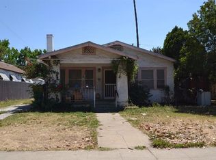 4462 E Illinois Ave, Fresno, CA 93702