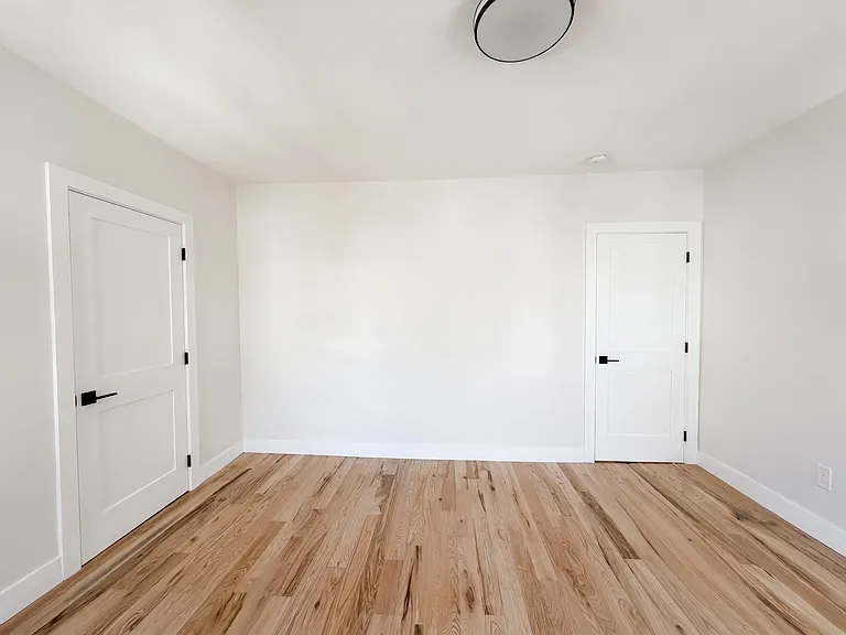 10 Pearl St #2 — Photo 18