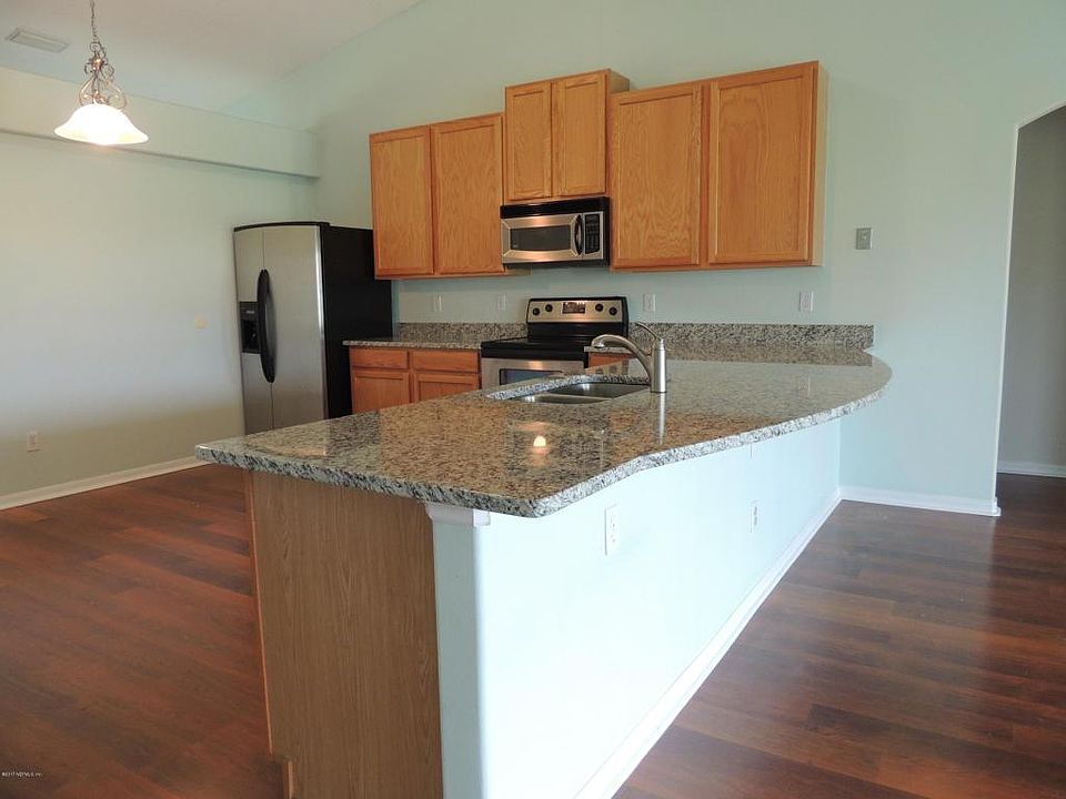1st image of 12697 Tropic Dr N