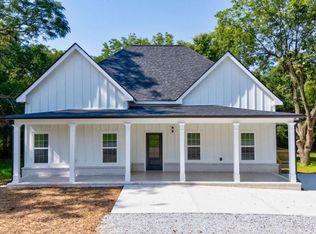 540 Sunset Ave, Comer, GA 30629