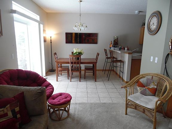 dining room (from living room)