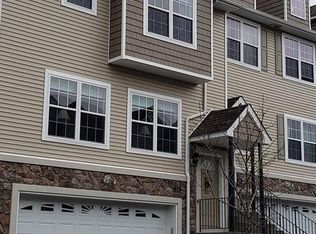 24 Hidden Creek Blvd, Monroe, NY 10950