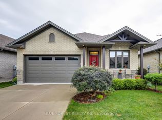 9 Dausett Dr #81, Middlesex Centre, ON N0L1R0