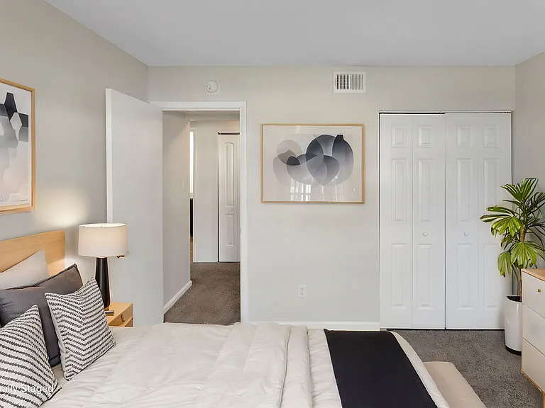 Timber Point Apartments — Photo 8