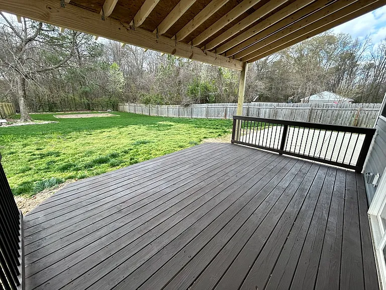 4901 Warwick Rd E — Photo 32