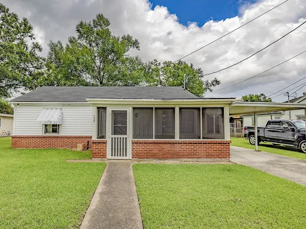 127 Hackberry Ave, Houma, LA 70360