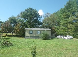 460 Cherokee Cir, Sparta, TN 38583