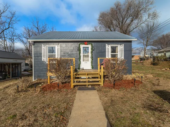 105 W Elm St, Huntsville, MO 65259
