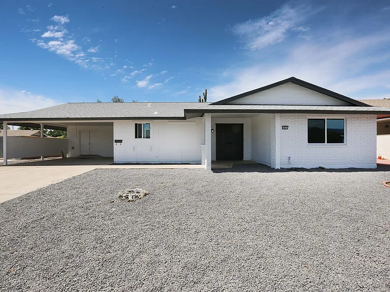 10631 W Salem Dr — Photo 35