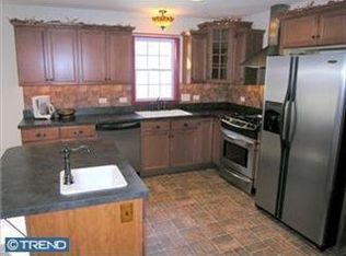 421 Acer Dr, Blandon, PA 19510