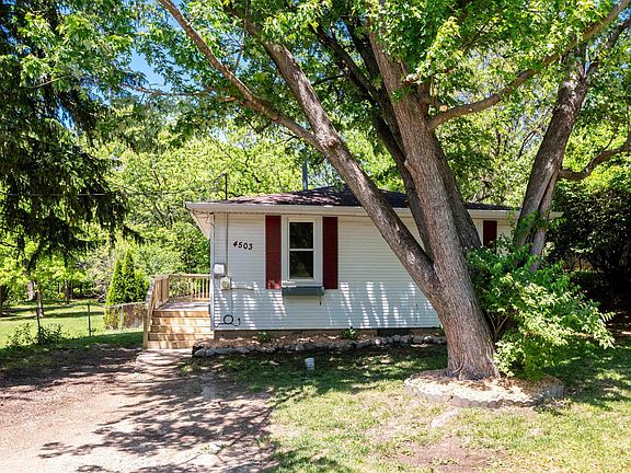 5th image of 4503 NE Scenic Dr