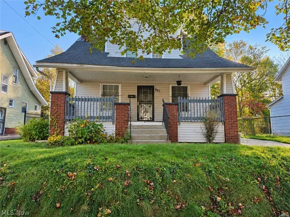 621 Noah Ave, Akron, OH 44320