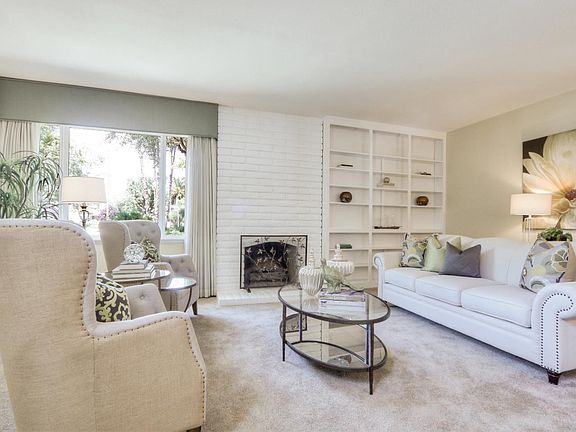 4th image of 432 Avenida Del Roble