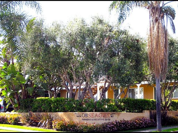 1739 Sunset Cliffs Blvd on the corner