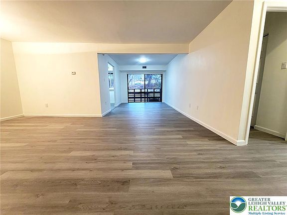 5th image of 1590 Alta Dr APT D9