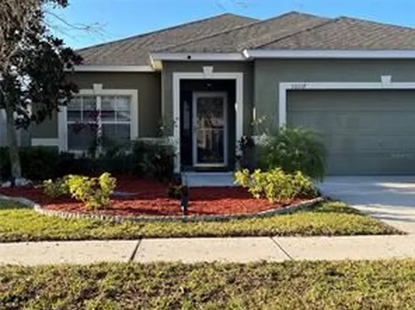 10117 Celtic Ash Dr, Ruskin, FL 33573