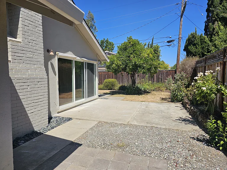 3432 Elaine Dr — Photo 13