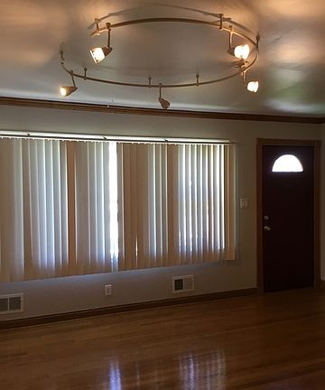 3rd image of 8925 S 51st Ave