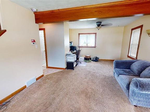 3rd image of 71 Burmon Dr