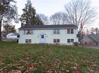58 Russ Sim Hts, Groton, CT 06340