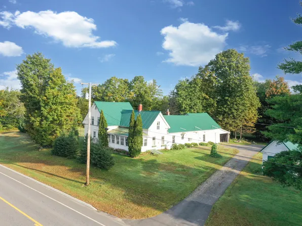 63 Main Road, Abbot, ME 04406