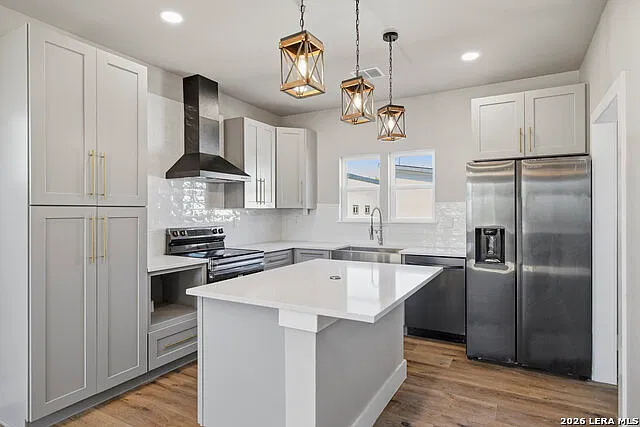 2 bed, 2.5 bath, 1224 sqft, $1,800 — Photo 2