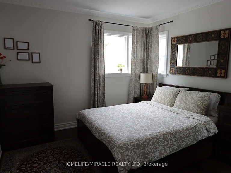 1382 Warden Ave #MAIN — Photo 18