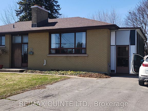 3rd image of 12 Wedgewood Rd