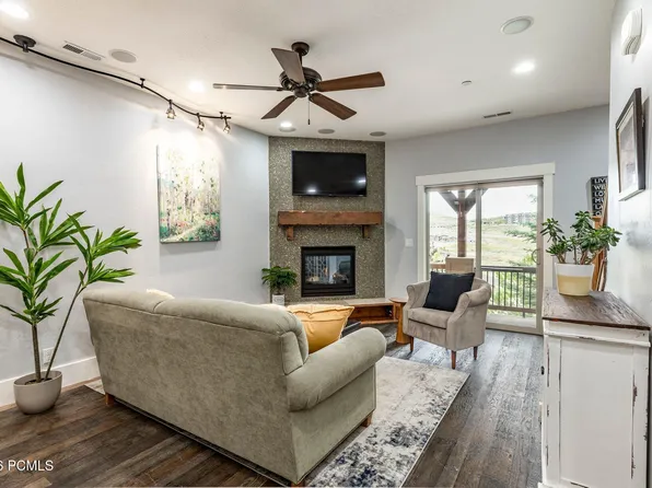 874 W Carving Edge Ct, Kamas, UT 84036