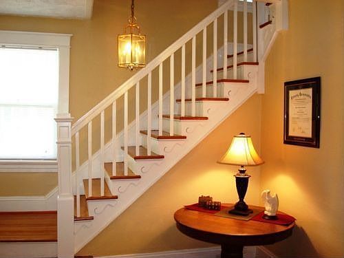 4th image of 204 Yeardley Ave