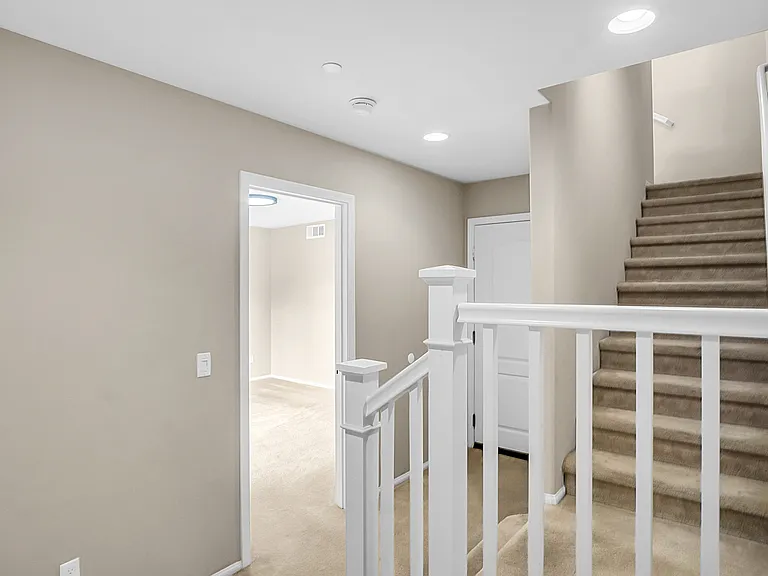 1870 Gladys Ave #107 — Photo 5