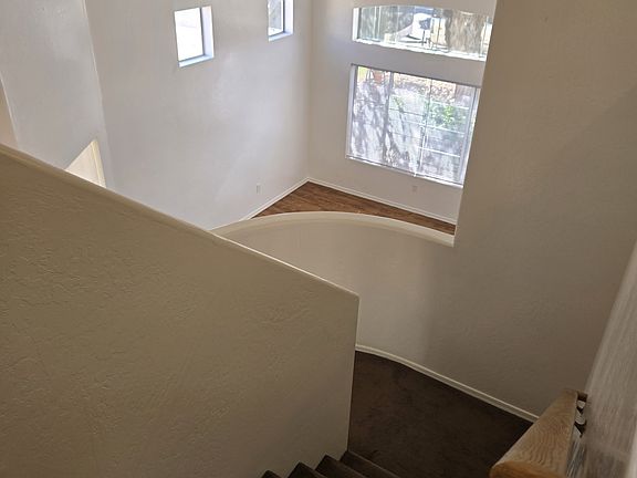 4th image of 7426 E Medina Ave