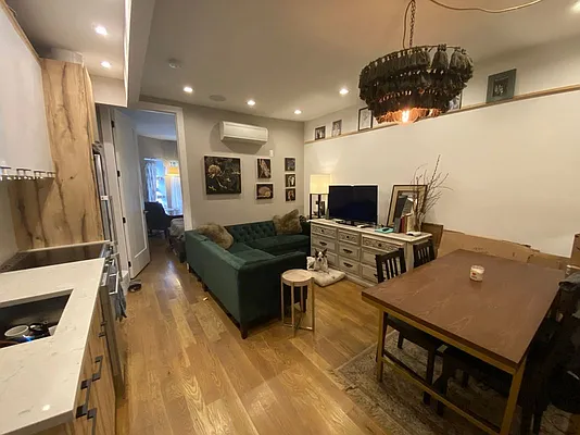 Rented by Brooklyn Group | media 13