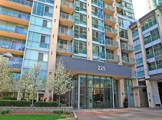 225 Webb Dr #2111, Mississauga, ON L5B 4P2