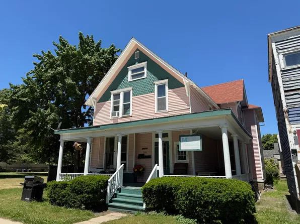 320 E 8th St, Michigan City, IN 46360