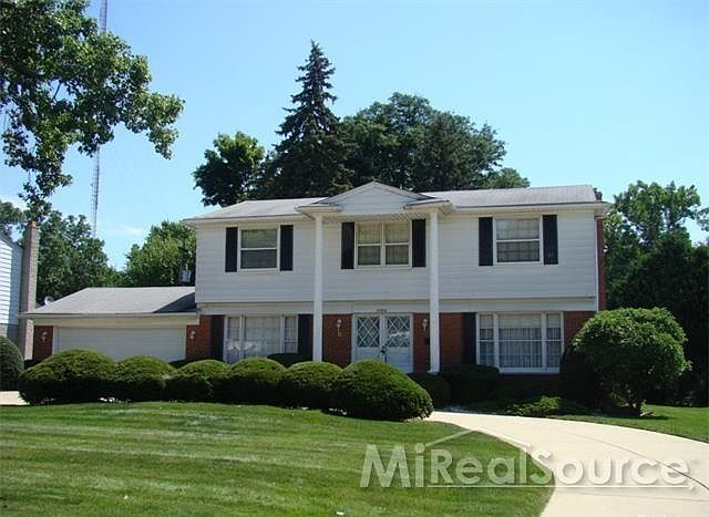 1st image of 25800 Southwood Dr