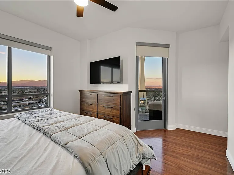 200 W Sahara Ave #3308 — Photo 23
