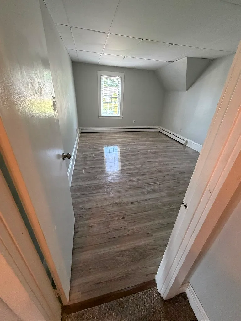 5 bed, $4,300 — Photo 3