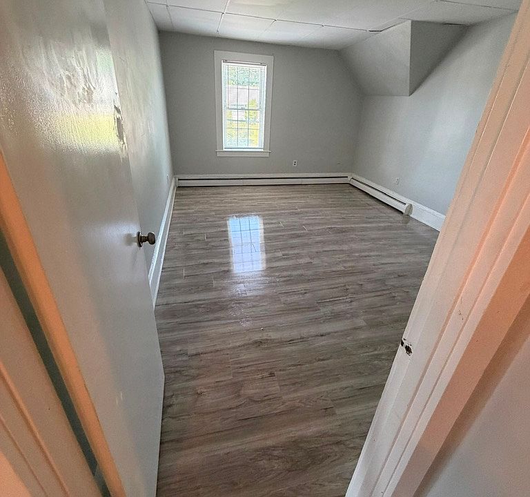 1st image of 21 Essex St APT 6
