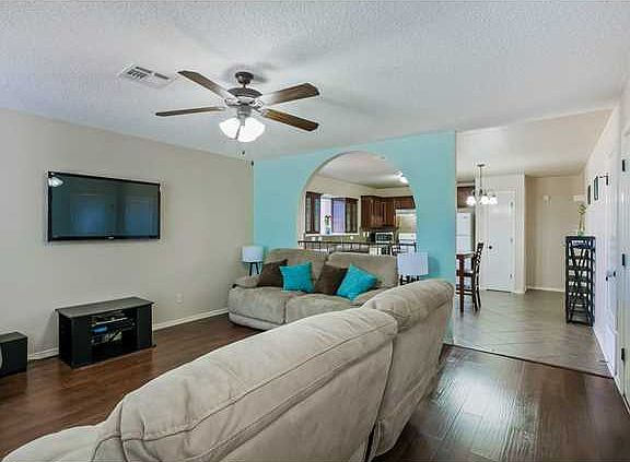 4th image of 2214 Lisa Sherr St