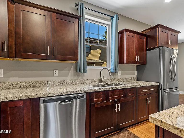 2545 W Cripple Creek Dr — Photo 9