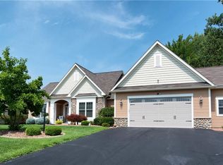 486 Wood Harbor Trl, Webster, NY 14580