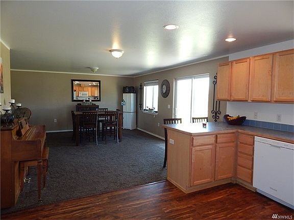 5th image of 5662 Crystal Springs Pl NE