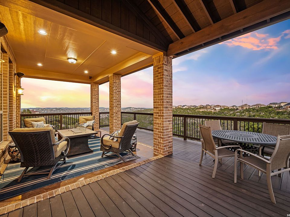 トップス House on the Hill 7502 Hillside Dr, La Jolla, CA 92037 | Zillow