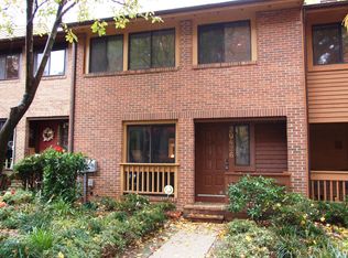 20426 Waters Point Ln, Germantown, MD 20874