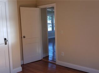 1975 Warwick Ave, Warwick, RI 02889