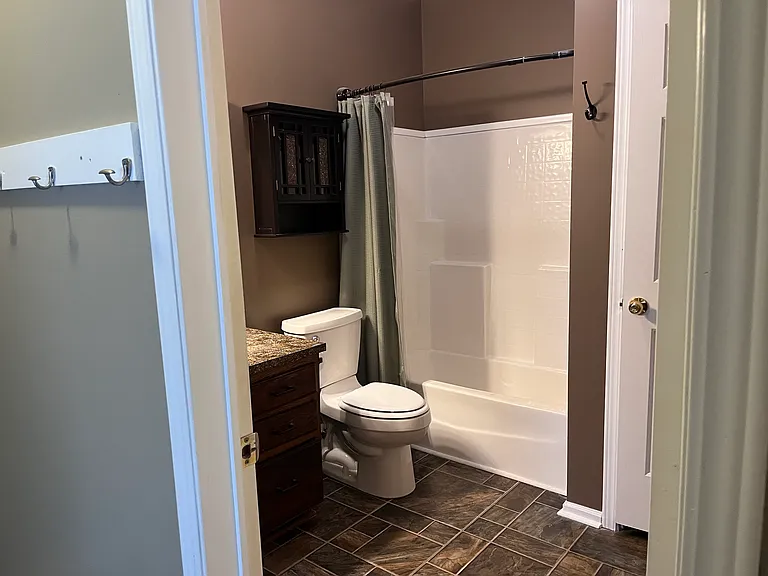 1000 Raintree Ln — Photo 19