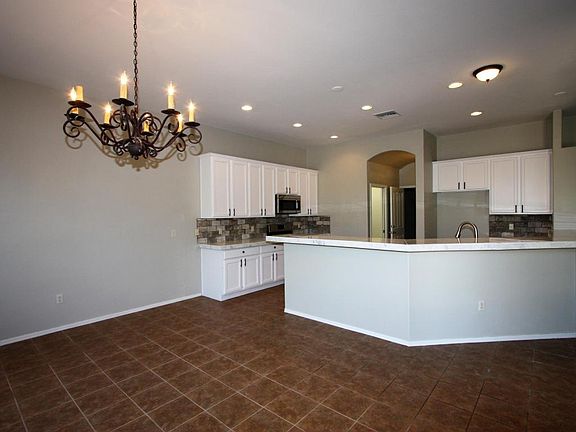 3rd image of 12910 W Summer Poppy St